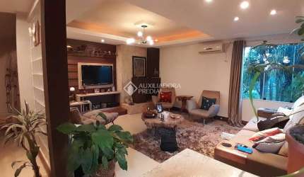 Casa com 3 quartos à venda na Rua Balduino Weber, 351, Feitoria, São Leopoldo, 230 m2 por R$ 1.100.000