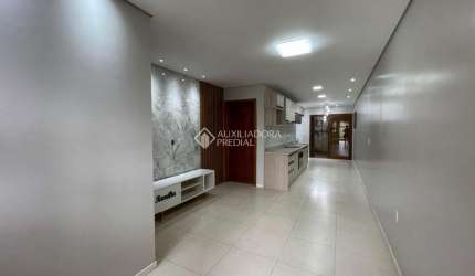 Casa com 2 quartos à venda na Rua Nestor Moraes, 412, Lomba da Palmeira, Sapucaia do Sul, 63 m2 por R$ 299.000