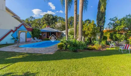 Casa com 3 quartos à venda na Rua Epifâneo Fogaça, 120, Cristo Rei, São Leopoldo, 443 m2 por R$ 2.500.000