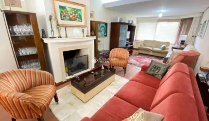 Casa em condomínio fechado com 4 quartos à venda na Rua Lavradio, 135, Petrópolis, Porto Alegre, 391 m2 por R$ 1.950.000