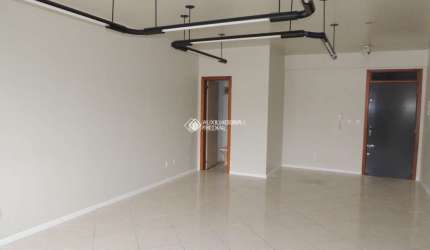 Sala comercial à venda na Avenida Benjamin Constant, 1444, São João, Porto Alegre, 52 m2 por R$ 186.000