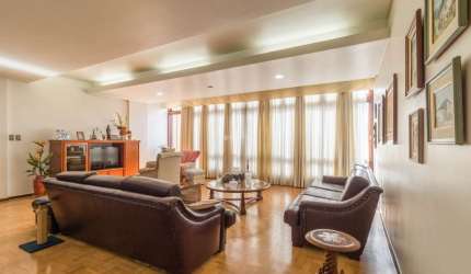 Apartamento com 4 quartos à venda na Avenida Independência, 56, Independência, Porto Alegre, 187 m2 por R$ 975.000