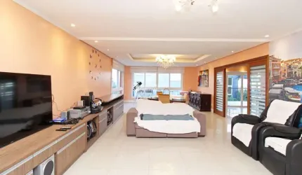 Casa com 3 quartos à venda na Rua Dona Lida Monteiro, 445, Teresópolis, Porto Alegre, 300 m2 por R$ 1.620.000