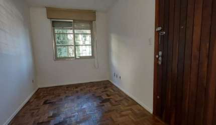 Apartamento com 3 quartos à venda na Avenida Chuí, 274, Cristal, Porto Alegre, 59 m2 por R$ 219.000