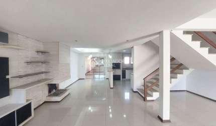Casa em condomínio fechado com 4 quartos à venda na Rua Alexandre de Gusmão, 390, Hípica, Porto Alegre, 149 m2 por R$ 586.000