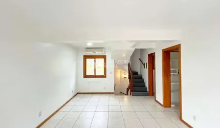Casa em condomínio fechado com 3 quartos à venda na Rua Upamaroti, 987, Cristal, Porto Alegre, 188 m2 por R$ 583.000
