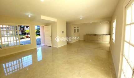 Casa em condomínio fechado com 3 quartos à venda na Rua Conrado Ferrari, 71, Jardim Isabel, Porto Alegre, 221 m2 por R$ 950.000