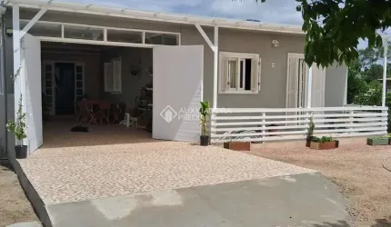 Casa com 2 quartos à venda na Rua Oito Mil e Treze, 140, Lageado, Porto Alegre, 130 m2 por R$ 490.000
