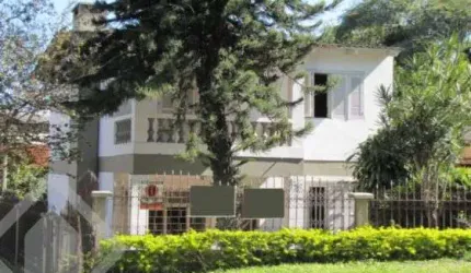 Casa com 3 quartos à venda na Avenida da Cavalhada, 6227, Cavalhada, Porto Alegre, 200 m2 por R$ 577.000