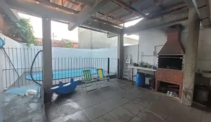 Casa com 2 quartos à venda na Rua Francisca Prezzi Bolognesi, 479, Hípica, Porto Alegre, 42 m2 por R$ 265.000