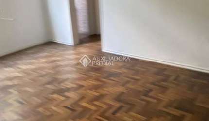 Apartamento com 2 quartos à venda na Avenida Cristóvão Colombo, 840, Floresta, Porto Alegre, 72 m2 por R$ 300.000