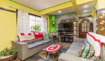 Casa em condomínio fechado com 5 quartos à venda na Rua Doutor Mário Totta, 2686, Tristeza, Porto Alegre, 310 m2 por R$ 1.300.000