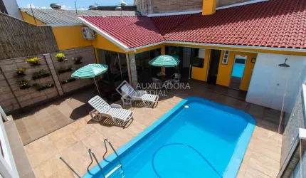 Casa em condomínio fechado com 4 quartos à venda na Rua Paulo Derly Strehl, 30, Espírito Santo, Porto Alegre, 284 m2 por R$ 2.499.000
