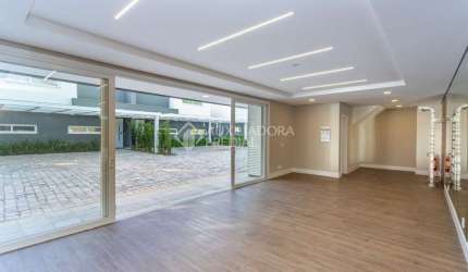Casa em condomínio fechado com 3 quartos à venda na Rua Doutor Ney de Castilhos Ferreira, 300, Pedra Redonda, Porto Alegre, 276 m2 por R$ 3.550.000