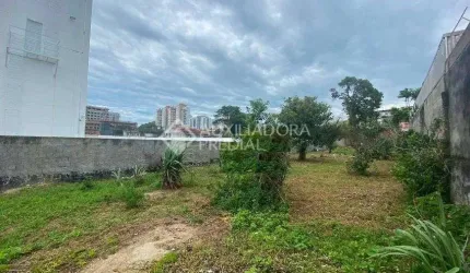 Terreno comercial à venda na Avenida Marinheiro Max Schramm, 923, Jardim Atlântico, Florianópolis, 1329 m2 por R$ 3.000.000