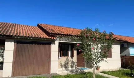 Casa em condomínio fechado com 2 quartos à venda na Jardim Berleze, 180, Diácono João Luiz Pozzobon, Santa Maria, 57 m2 por R$ 240.000