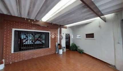 Casa com 5 quartos à venda na Colômbia, 196, Centro, Diadema, 199 m2 por R$ 600.000