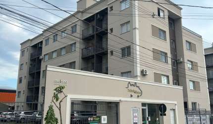 Apartamento Fundos  Mobiliado 02 dormitorios com sacada elevador