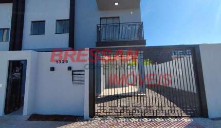Belissimo sobrado com frente 12.50 e amplo quintal agende sua visita