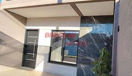 Sobrado com 120 metros quadrado com suíte e sacada em Cascavel PR
