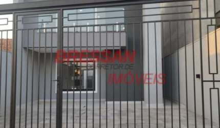 Sobrado à venda com 3 suítes magníficas COQUEIRAL, CASCAVEL - PR