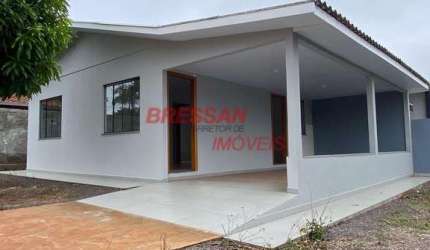 Vendo casa  aconchegante  no cataratas com dois quartos e garagem coberta