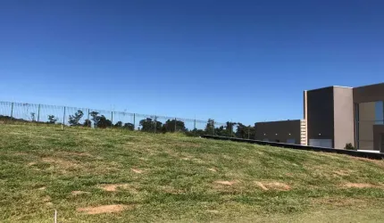 Terreno de 800 metros no Fazenda SerrAzul em Itupeva R$880.000,00