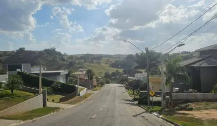 Terreno de 1.000 metros no condomínio Montes Claros em Itupeva R$420.000