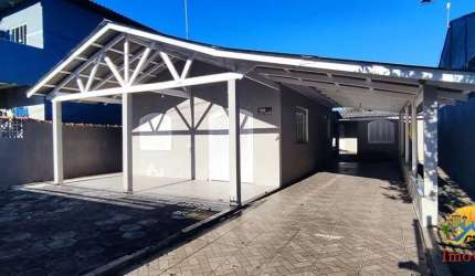 Vende-se na Praia - Casa com Edícula /Área de Churrasqueira – 4 Quartos –R$350mil