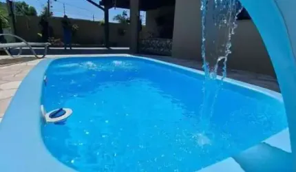 Casa com Piscina à Venda Perto do Terminal Rodoviário Caiobá - Matinhos/PR
