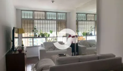 Apartamento 3 quartos, 1 suíte com closet.