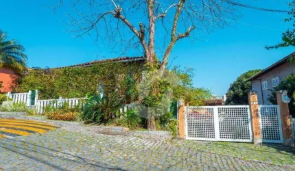 Casa à venda, 300 m² por R$ 1.400.000,00 - Badu - Niterói/RJ