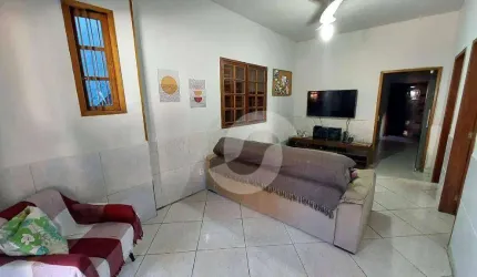 Casa com 3 dormitórios à venda, 360 m² por R$ 330.000,00 - Santa Catarina - São Gonçalo/RJ