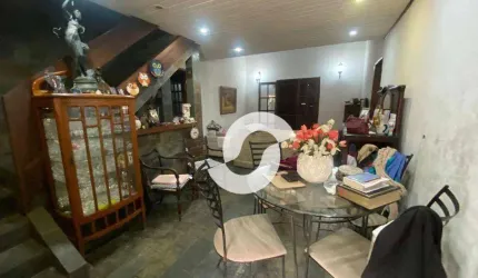 Casa com 5 dormitórios à venda, 180 m² por R$ 820.000,00 - Piratininga - Niterói/RJ