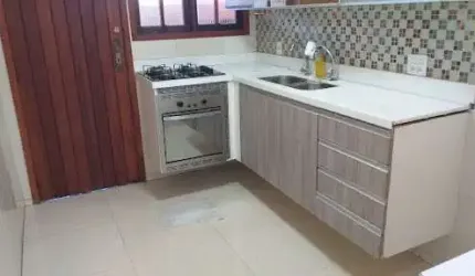 Casa em condomínio fechado com 2 quartos à venda na Avenida Pilsen, 1396, Serra Grande, Niterói, 111 m2 por R$ 307.000