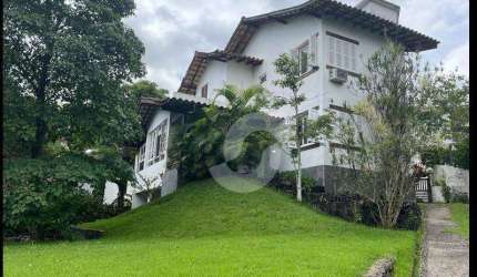 Casa com 3 dormitórios à venda, 180 m² por R$ 995.000,00 - Maria Paula - Niterói/RJ