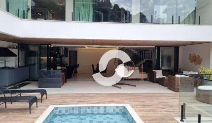 Linda casa de 4 quartos com 3 suíte e closet em Santa Rosa