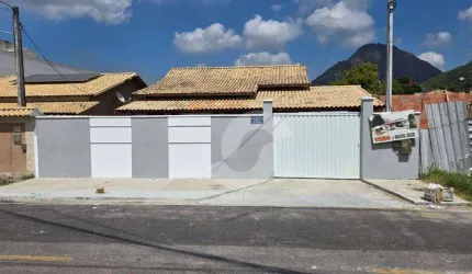 Casa com 3 dormitórios à venda, 132 m² por R$ 480.000,00 - São José do Imbassaí - Maricá/RJ