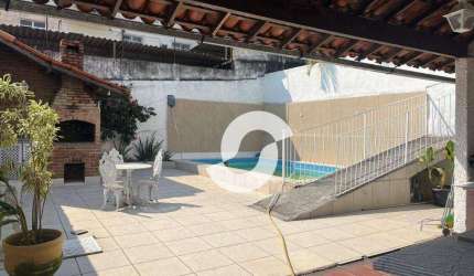 Casa com 4 dormitórios à venda, 380 m² por R$ 980.000,00 - Fonseca - Niterói/RJ