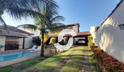 Casa com 5 dormitórios à venda, 356 m² por R$ 2.600.000 - Camboinhas - Niterói/RJ Excelente oportunidade de morar próximo a praia mais desejada
