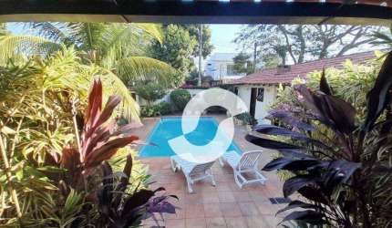 Casa com 5 dormitórios à venda, 356 m² por R$ 2.500.000,00 - Camboinhas - Niterói/RJ
