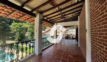 Casa com 5 dormitórios à venda, 227 m² por R$ 790.000,00 - Pendotiba - Niterói/RJ