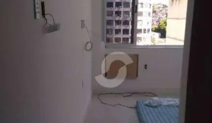 Apartamento com 1 dormitório à venda, 45 m² por R$ 230.000,00 - Centro - Niterói/RJ