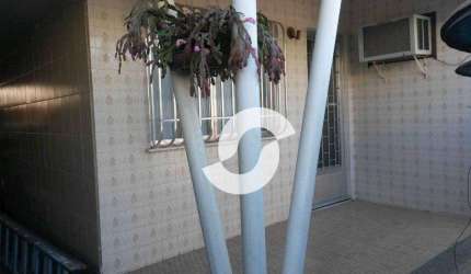 2 Casas com 3 dormitórios, piscinaà venda, 141 m² por R$ 450.000 - Manilha