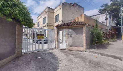 Apartamento com 3 dormitórios à venda, 109 m² por R$ 250.000,00 - Amendoeira - São Gonçalo/RJ