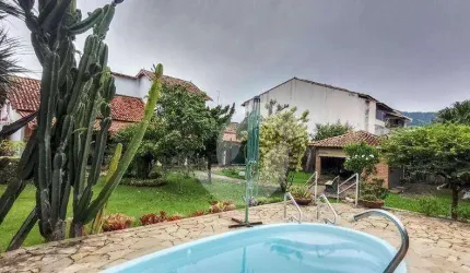 Casa com 3 dormitórios à venda, 217 m² por R$ 900.000,00 - Loteamento Maravista - Niterói/RJ