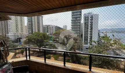 Apto 4qts, 2 suites e 2 vg, indevasavel e sol da manha com vista mar