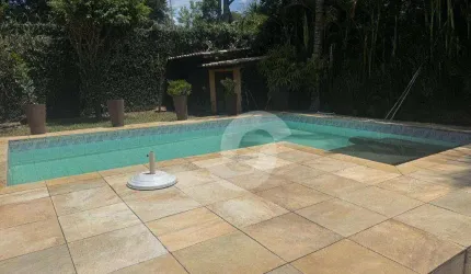 Casa com 3 dormitórios para alugar, 176 m² por R$ 5.030,61/mês - Várzea das Moças - Niterói/RJ