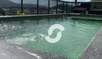 Cobertura com 3 dormitórios à venda, 280 m² por R$ 2.490.000,00 - Itaipu - Niterói/RJ