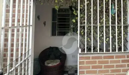Casa com 2 dormitórios à venda, 110 m² por R$ 420.000,00 - São Francisco - Niterói/RJ